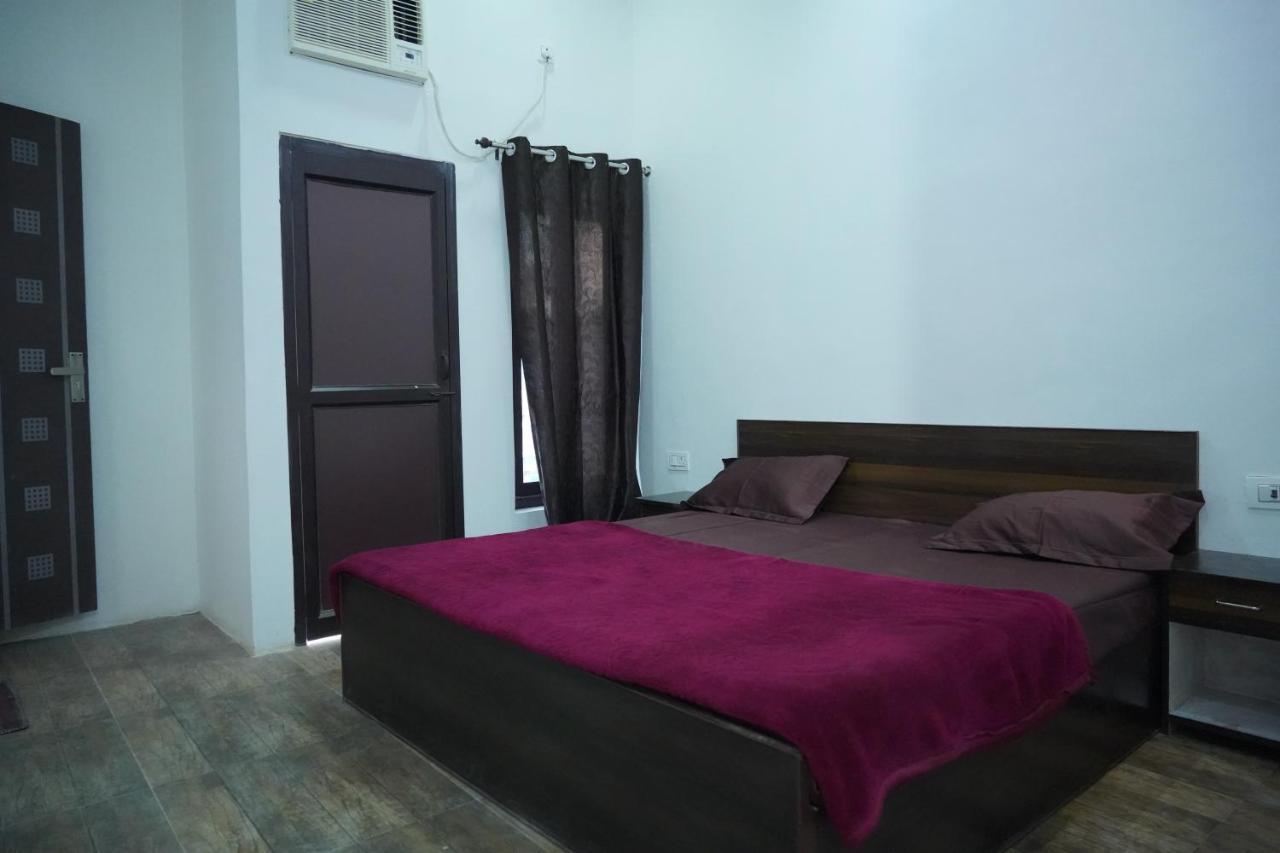 Tanakpur Hotel Siddharth מראה חיצוני תמונה