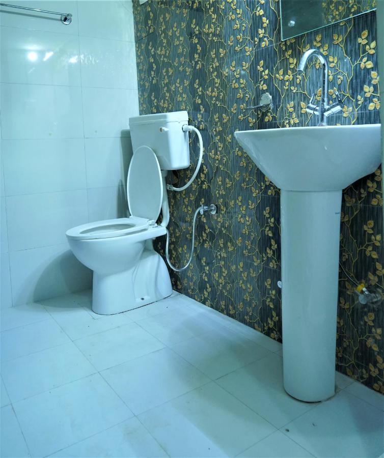 Tanakpur Hotel Siddharth מראה חיצוני תמונה