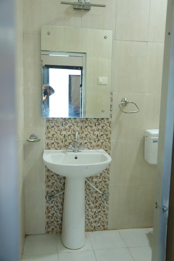 Tanakpur Hotel Siddharth מראה חיצוני תמונה